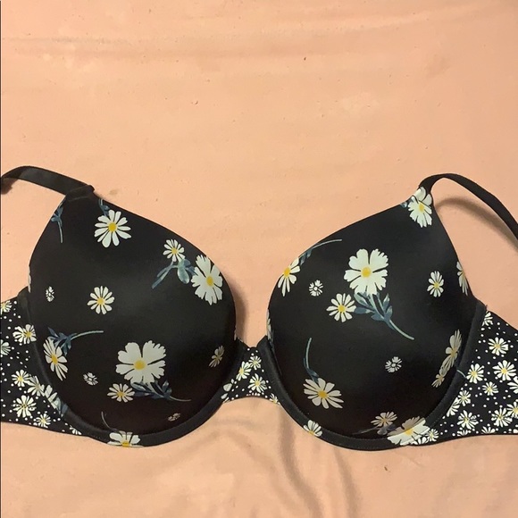 victory secret/pink bra - Picture 1 of 5